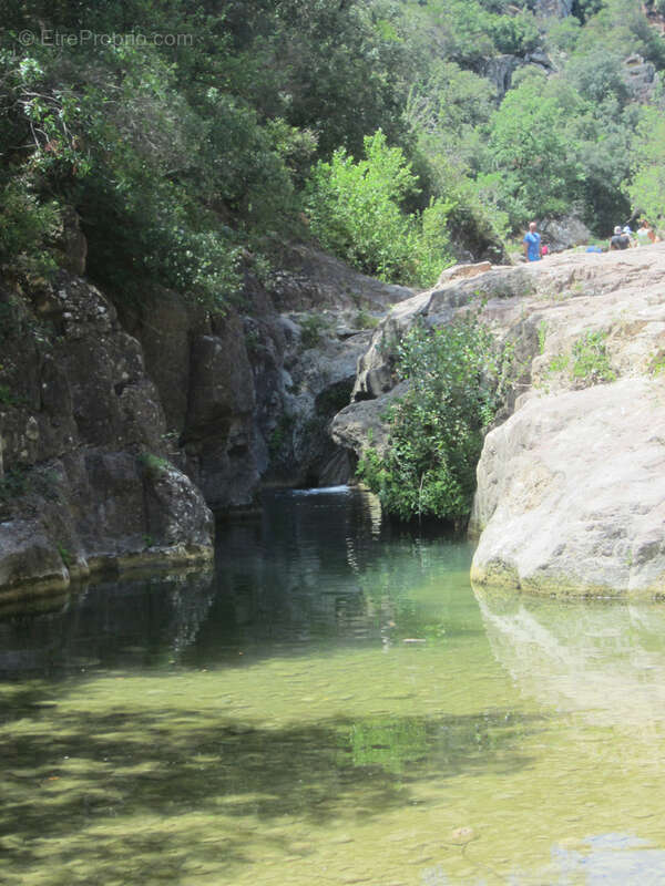 Maison à BAGNOLS-EN-FORET