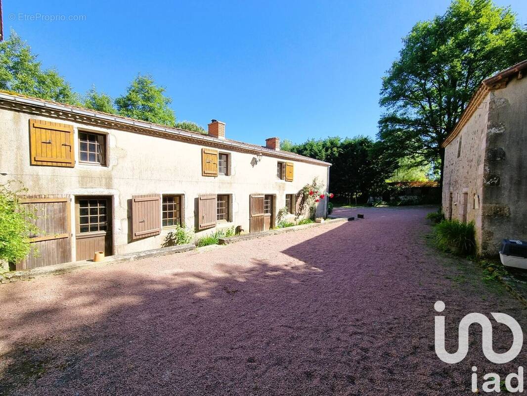 Photo 1 - Maison à MENOMBLET