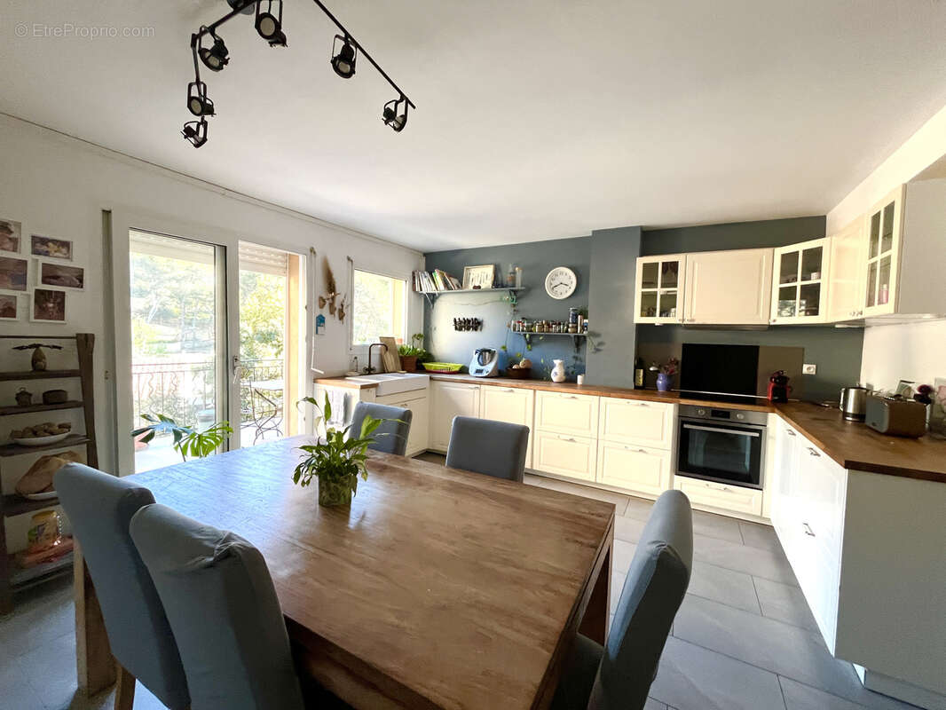 Maison à ENSUES-LA-REDONNE