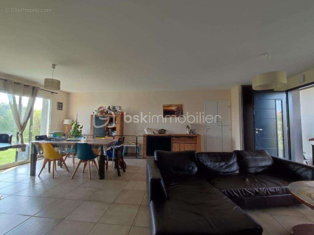 Maison contemporaine paisible à Tauriac - Un havre de tranquillité champêtre - photo 4