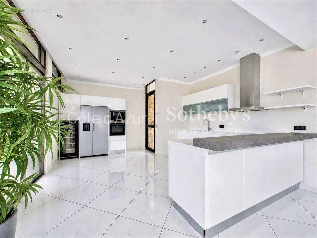 Maison à VALLAURIS