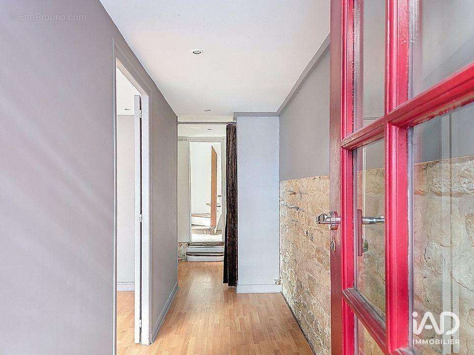 Photo 3 - Commerce à PARIS-9E