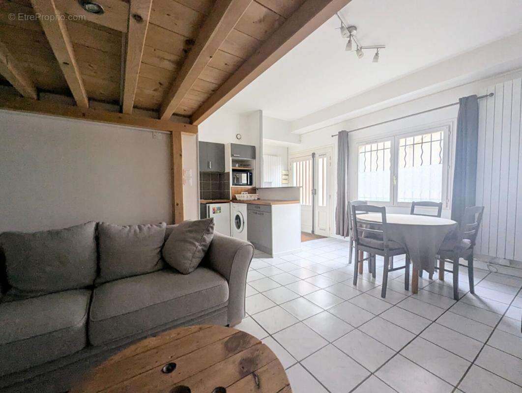 Appartement à CACHAN