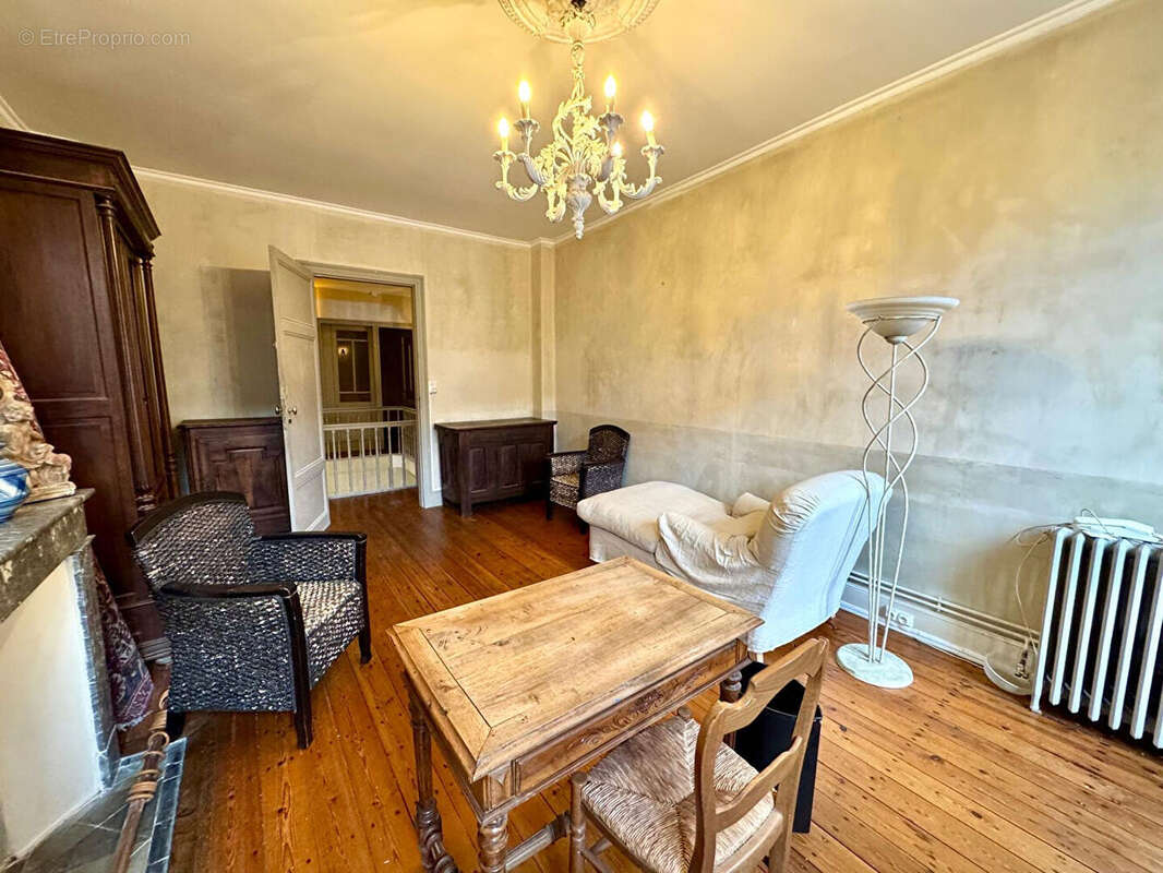 Maison à VILLENEUVE-SUR-LOT