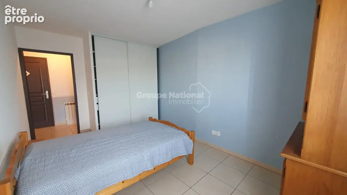 hauteurs d'ARAMON, appartement deux chambres,terrasse,parking - photo 7