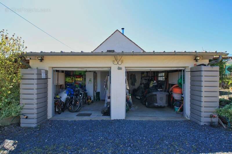 Maison de campagne, 3 chambres, sur un terrain de 4450 m² - photo 6
