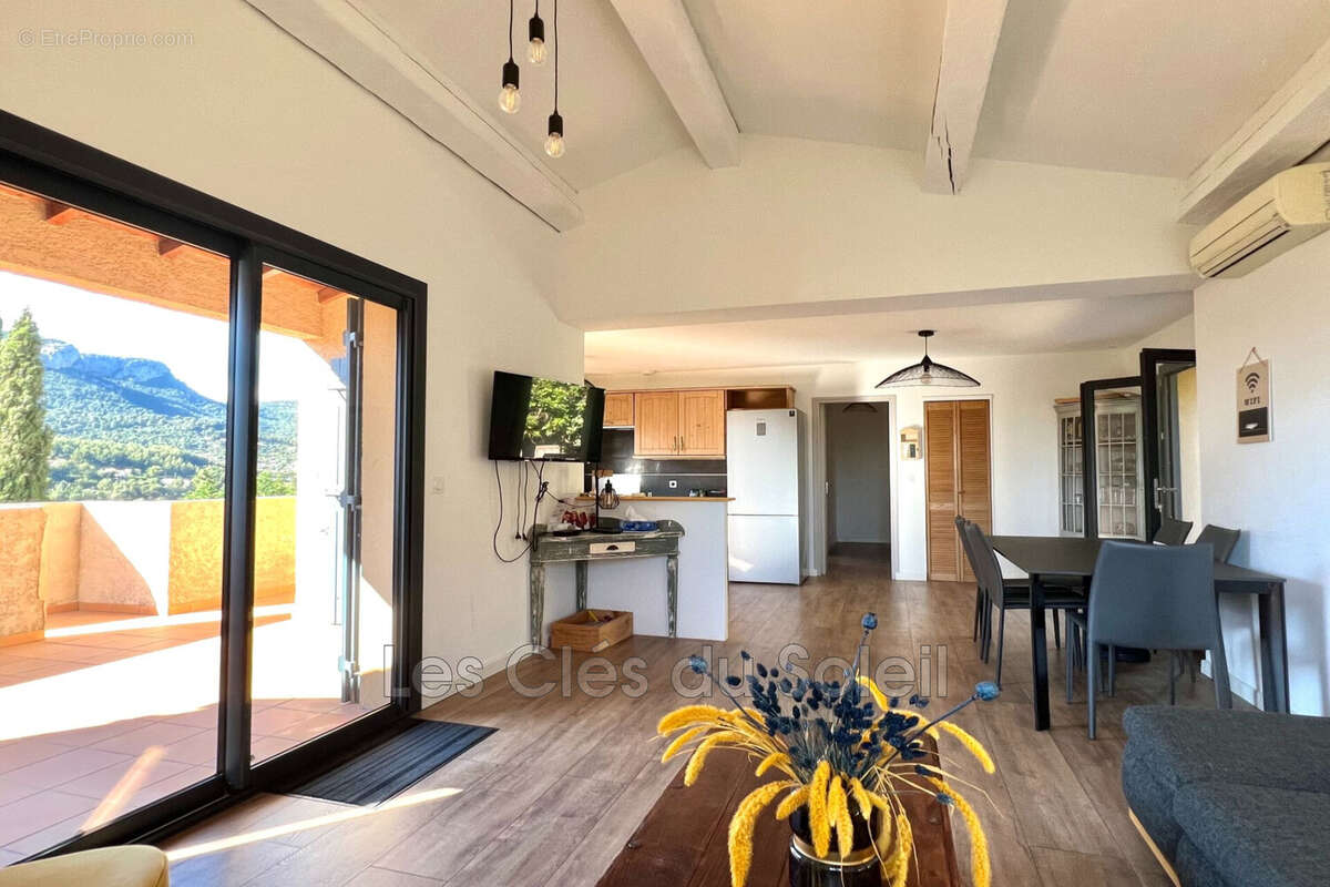 Maison 95 m² à Toulon  - photo 6