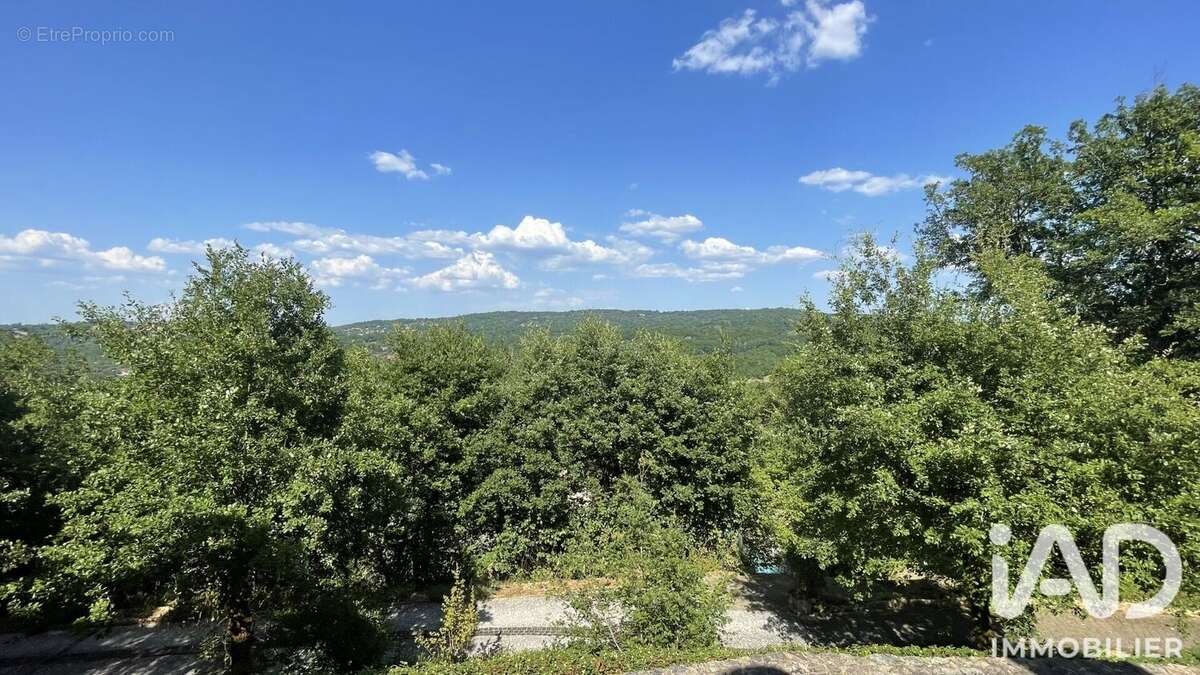 Maison 250 m² à Cenac-Et-Saint-Julien  - photo 6