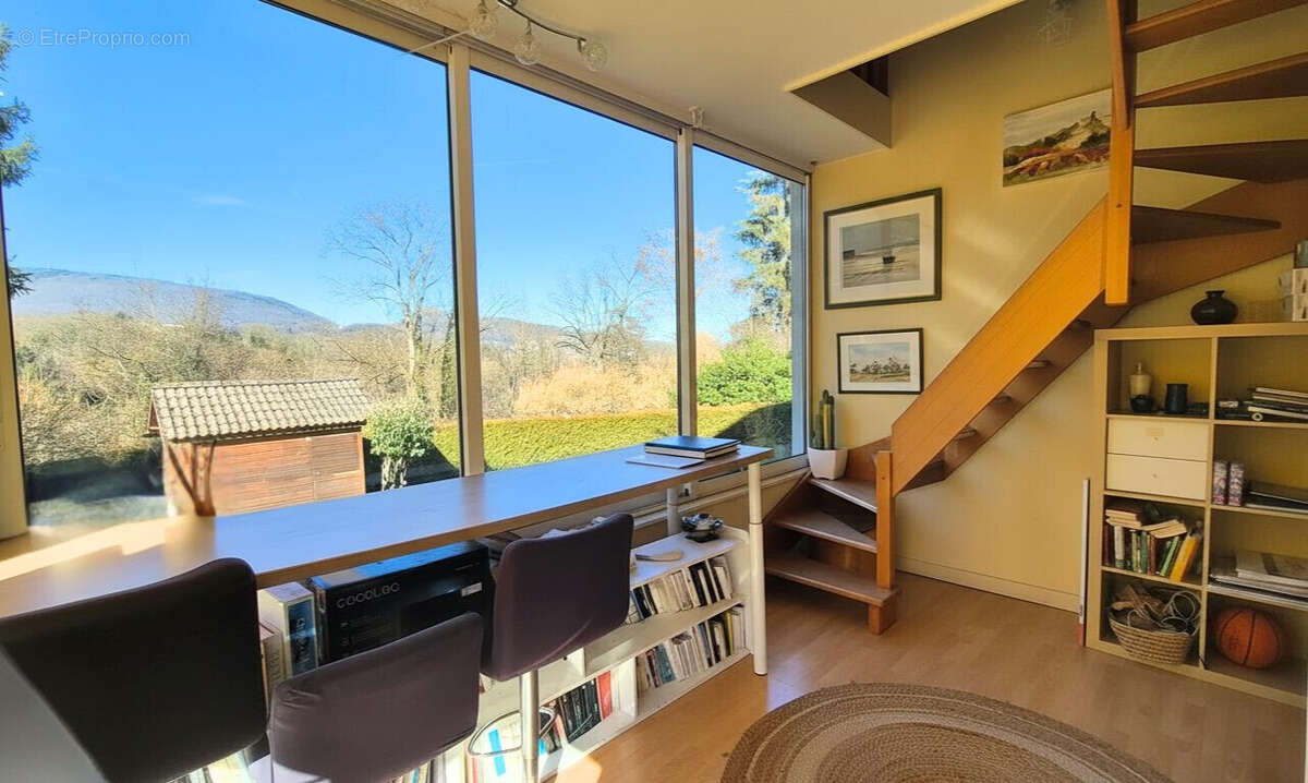 Maison 176 m² à Reignier  - photo 6
