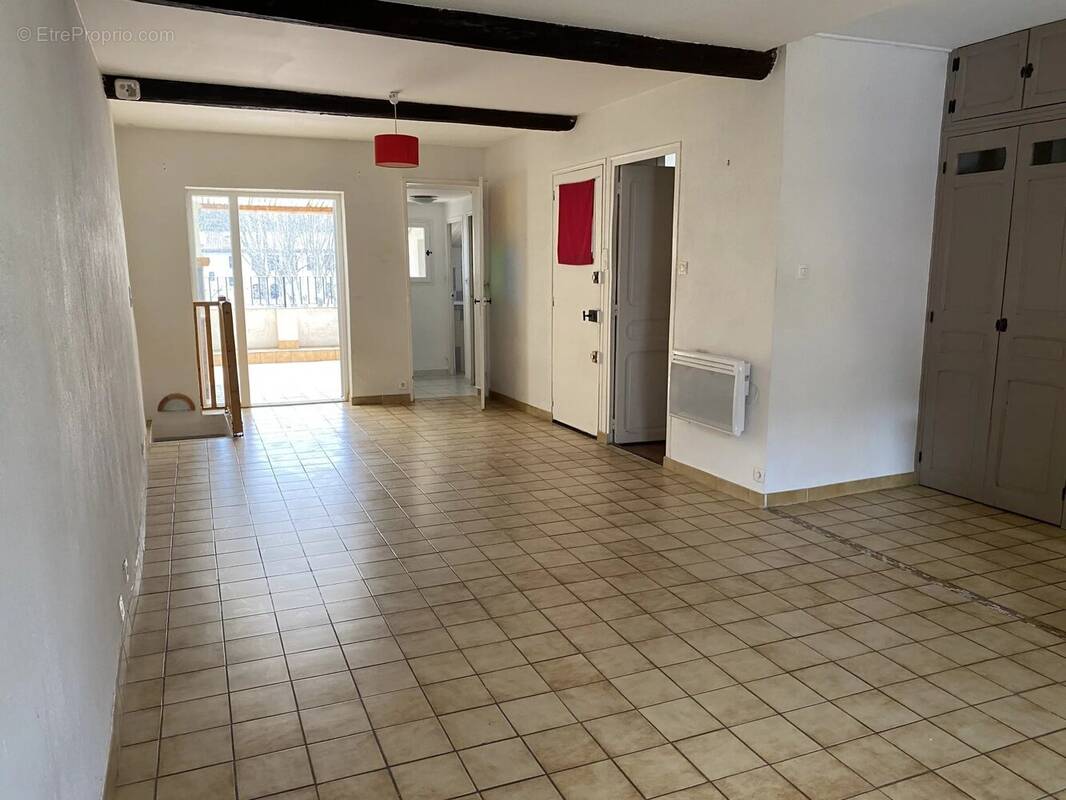 Appartement à AURIOL