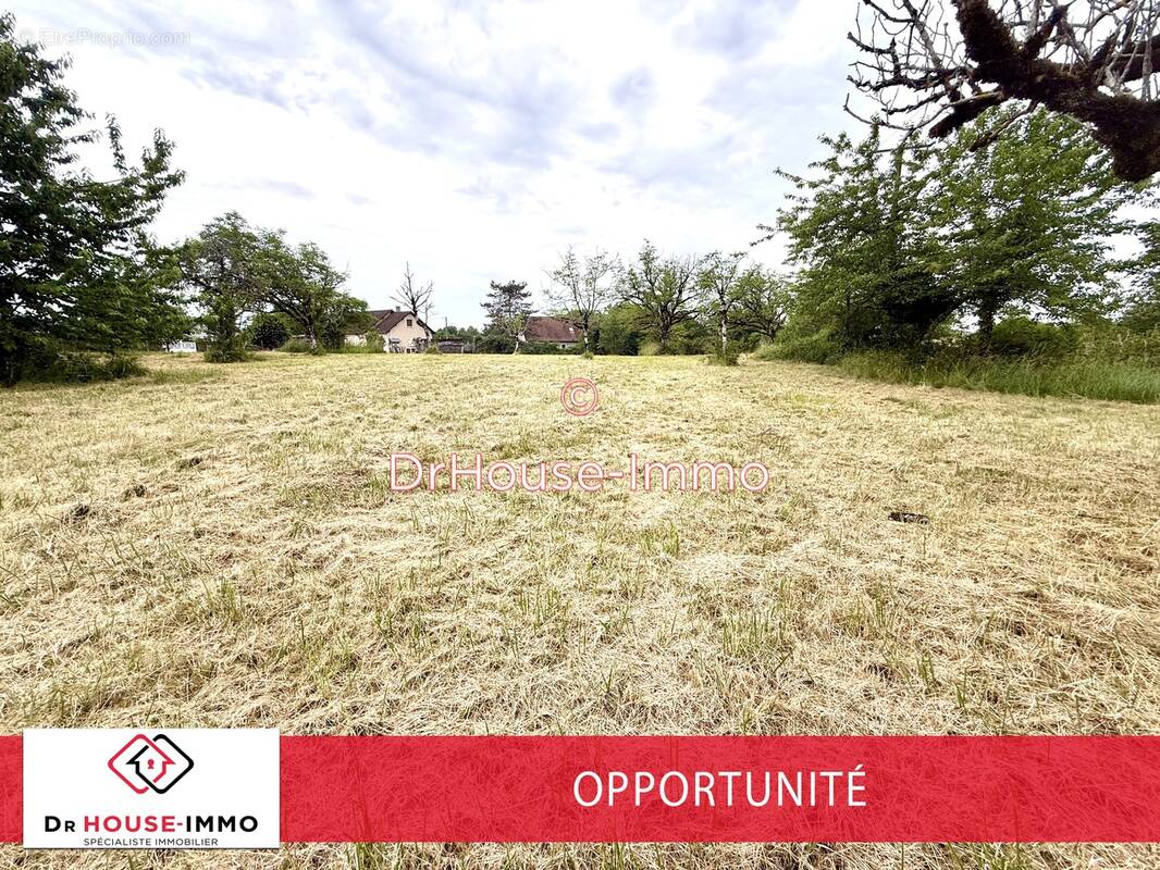 Terrain à JUGEALS-NAZARETH