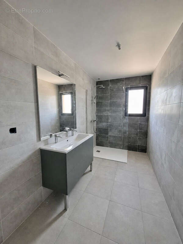 Villa 4 pièces récente avec garage et jardin - photo 5