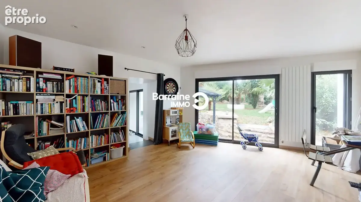 BARRAINE IMMO : A VENDRE - Maison familiale à Brest - 4 chambres et proche des commodités - Réf : PZ00390-FL - photo 8