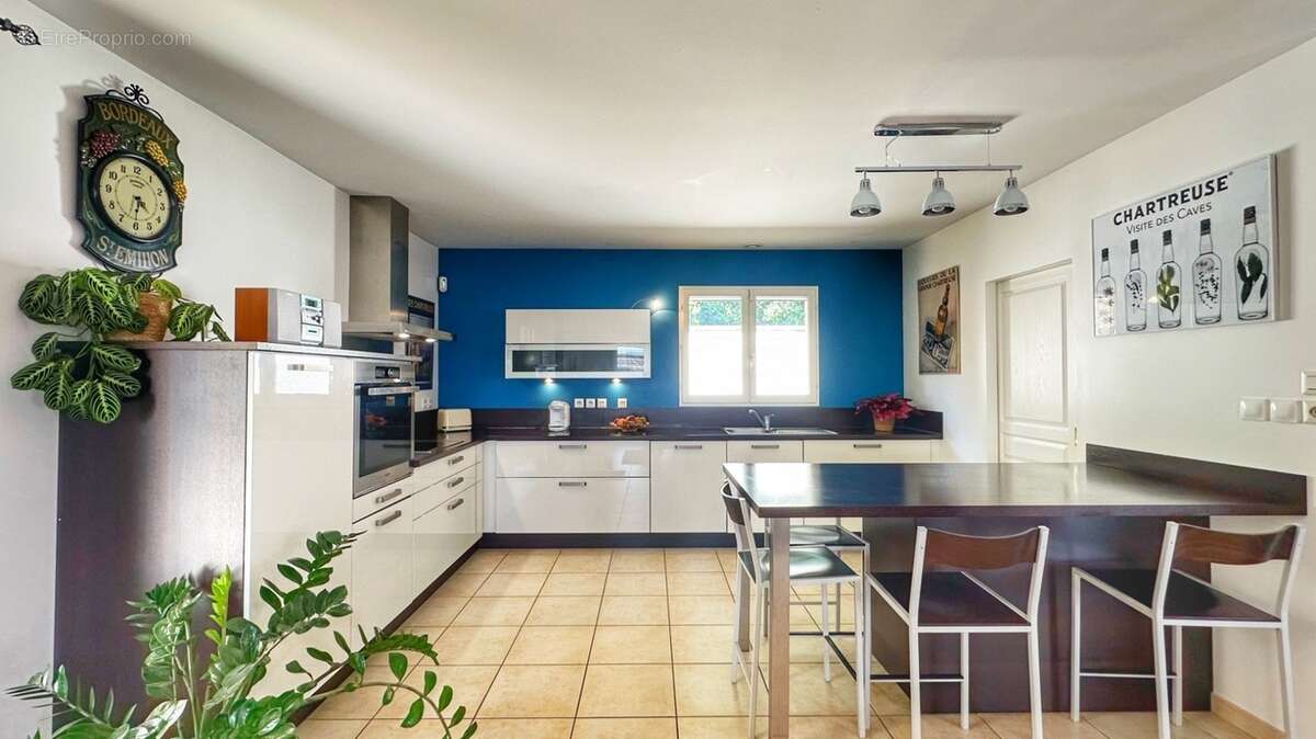 Maison à LA MURETTE