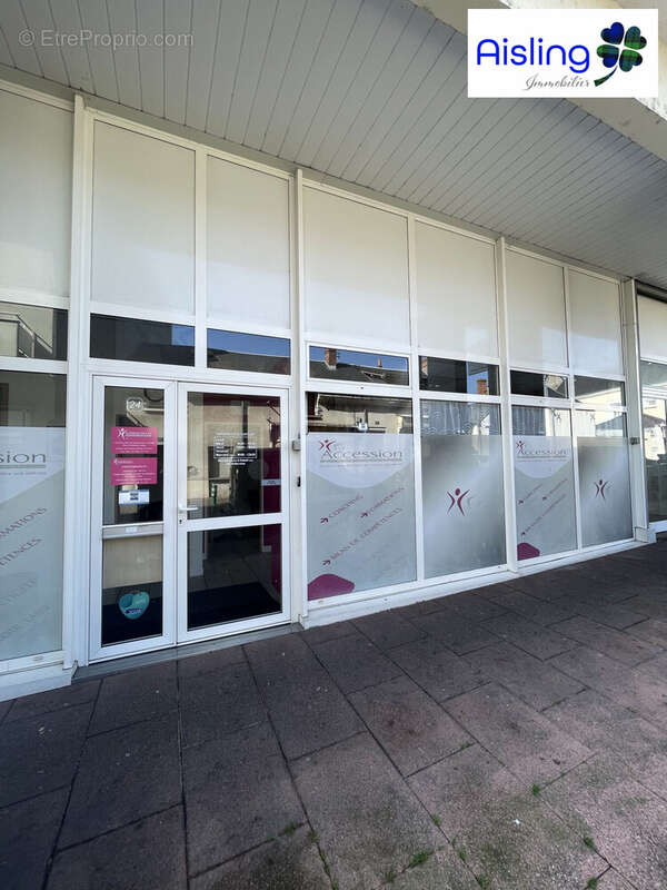 Commerce à JOUE-LES-TOURS