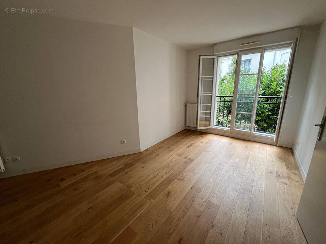 Appartement à CHAVILLE