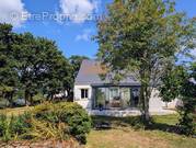 Maison à PLOMODIERN