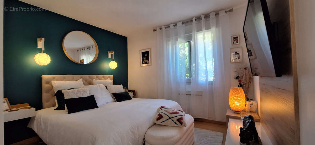 Maison 163m2 environ, 6 chambres,terrain de 1027 m2 arbore, avec sa piscine sans vis a vis. coup de coeur - photo 23