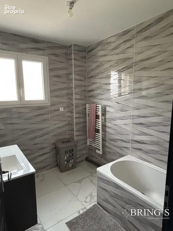 Maison 6 pièces 128 m² à vendre à Saint-Just-Malmont (43240) - photo 6