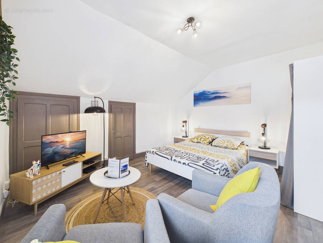 Appartement à AIX-LES-BAINS