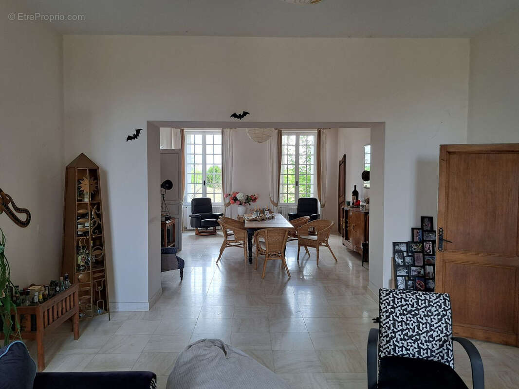 Propriété de caractère sur 2.5 hectares - photo 6