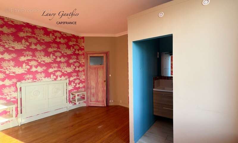 Maison à HOUPLINES