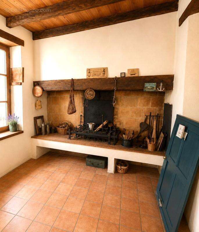 Maison 145 m² à Talmont-Sur-Gironde  - photo 9