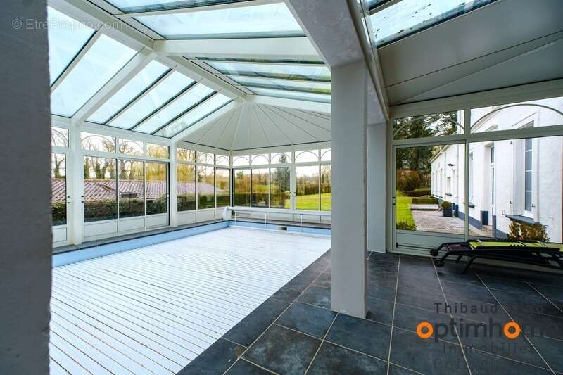 Maison bourgeoise avec piscine sur plus de 13 000 m², cadre calme et intimité préservée - photo 5