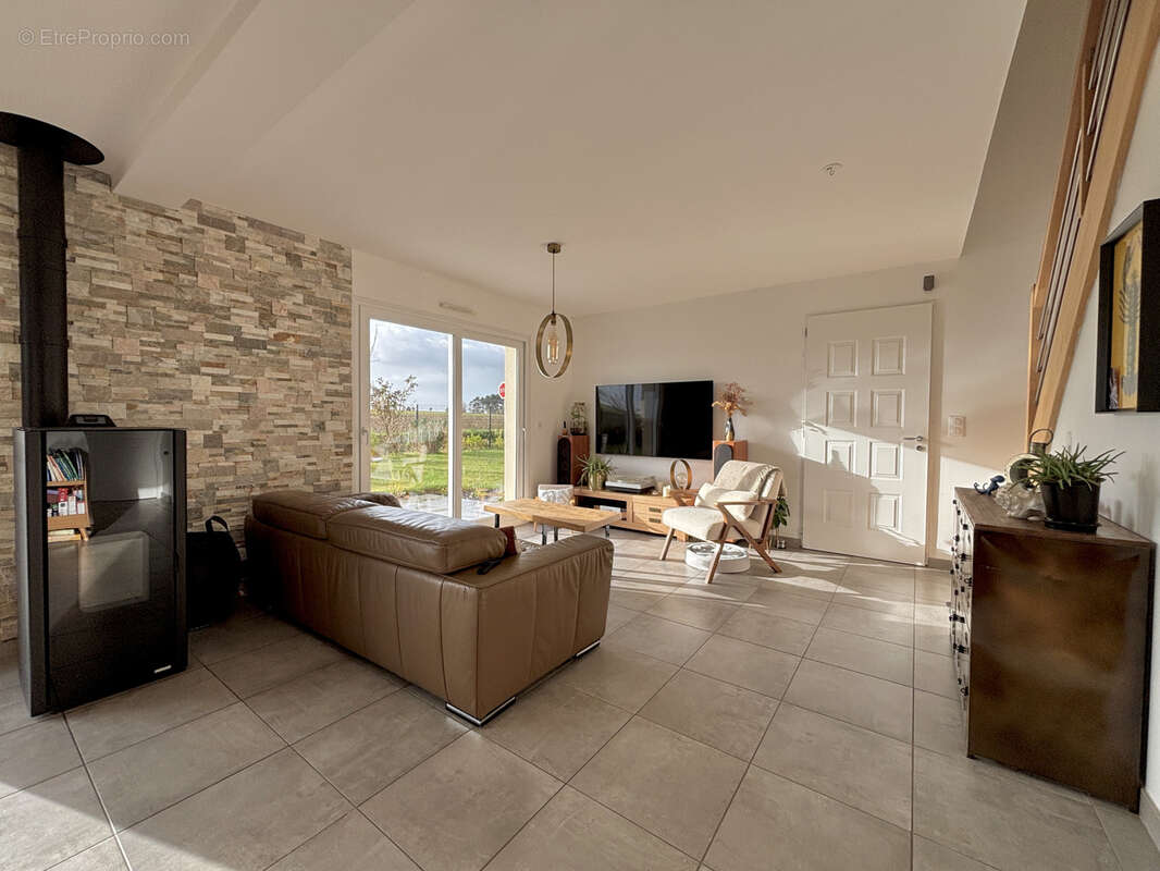 Maison à VER-SUR-MER