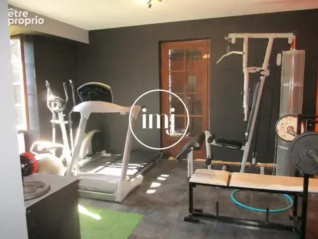 Maison 145 m² à Saint-Yrieix-La-Perche  - photo 9