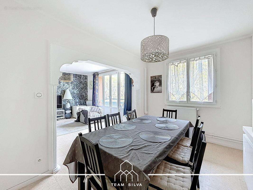 Appartement à FEYZIN