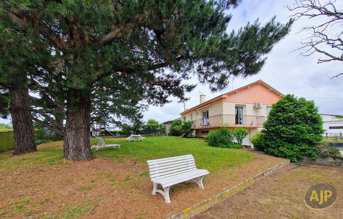 Maison à GORGES
