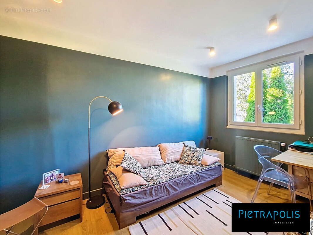 Maison à SAINTE-FOY-LES-LYON