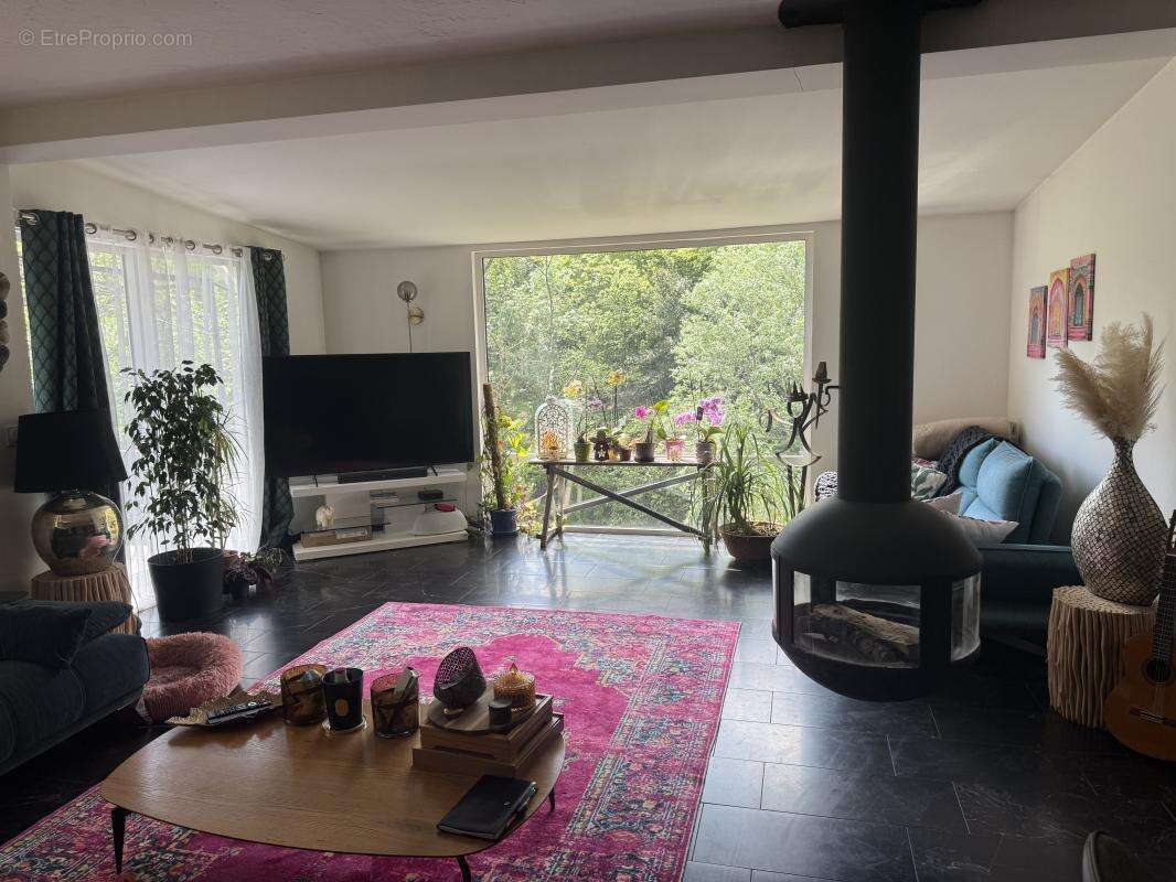 Maison à TOURRETTES-SUR-LOUP