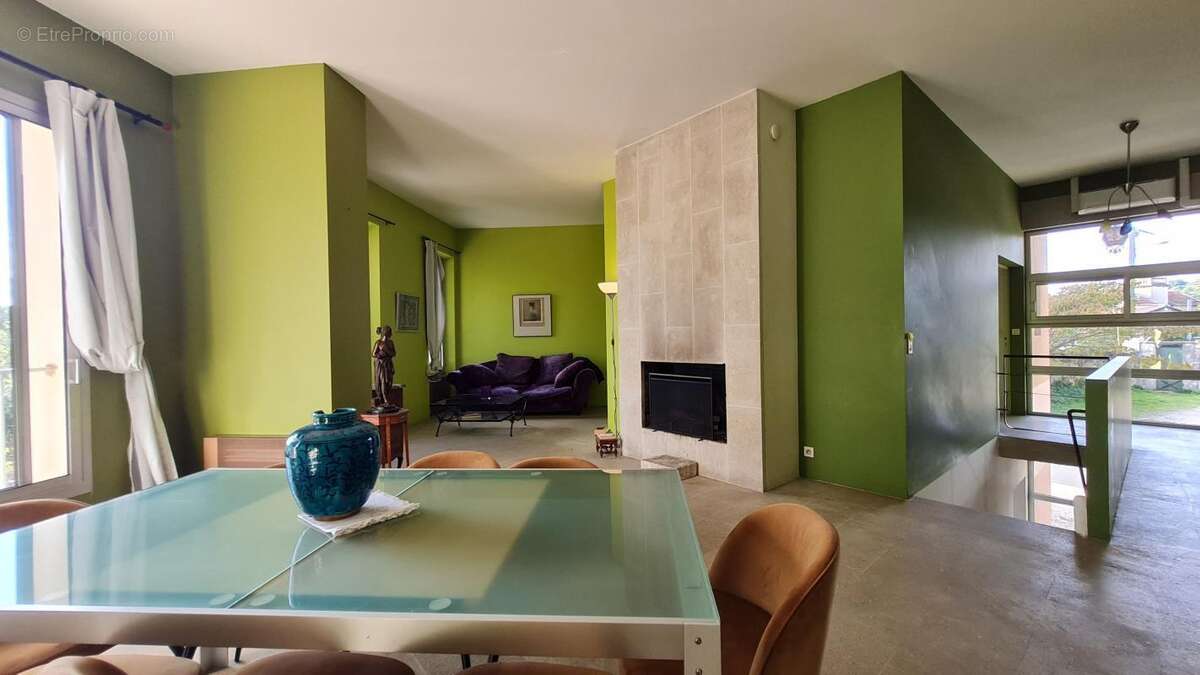 Maison à LES ANGLES