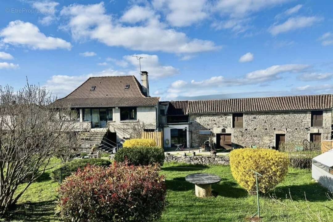 Propriete en pierre - photo 25
