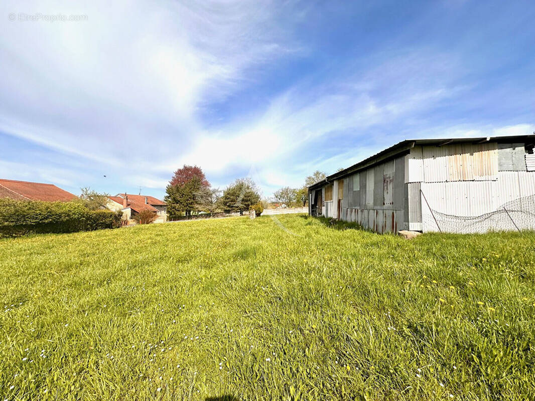 Terrain à GERBEVILLER