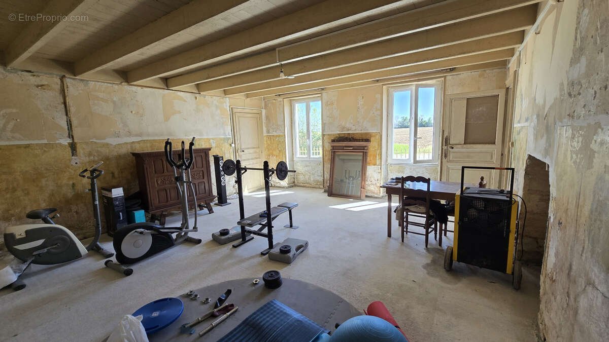 Maison à SAINT-GEORGES-DU-BOIS