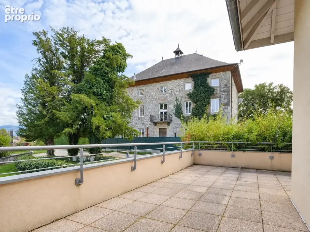 Jolie t3 duplex avec spacieuse terrasse de 38,80 m2, cave et garage - francin ! - photo 16