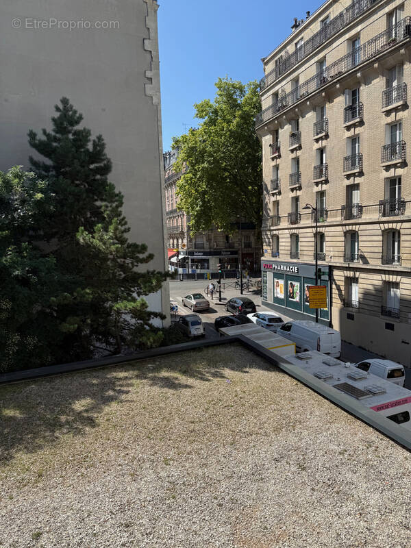 Appartement à PARIS-19E