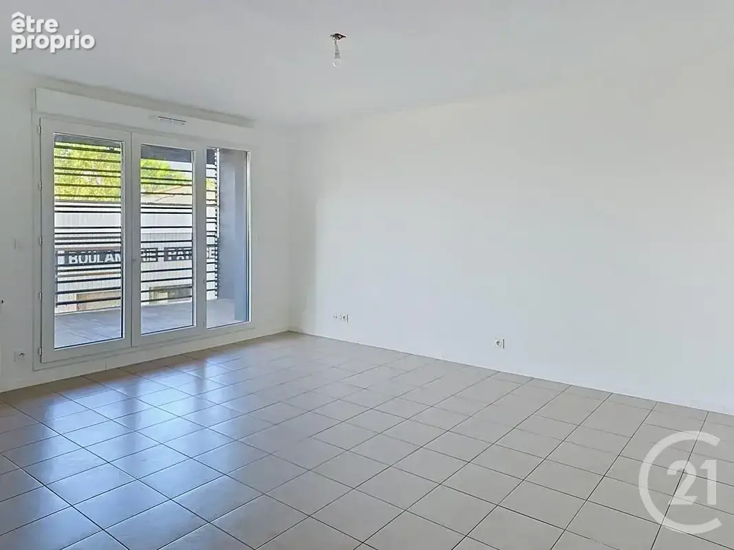 Appartement 4 pièces 82 m² à vendre à Cenon (33150) - photo 3