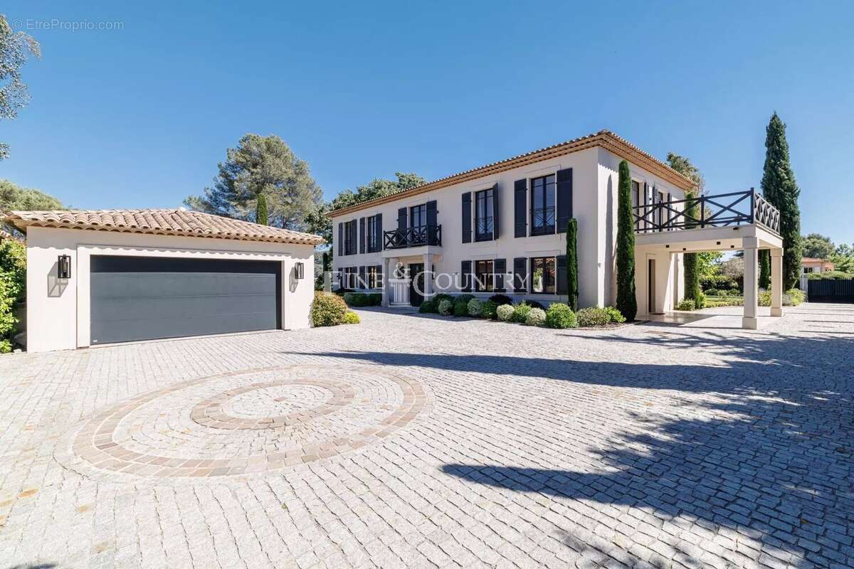 Maison à MOUGINS