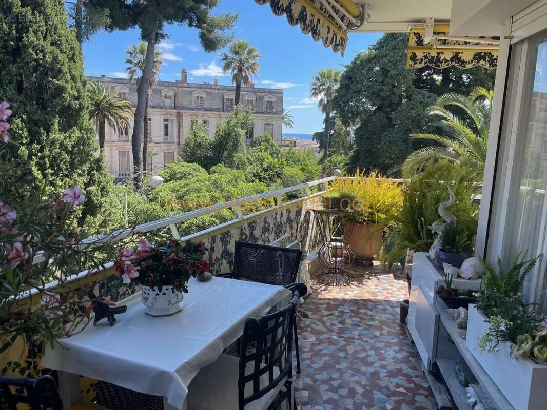 Appartement à NICE