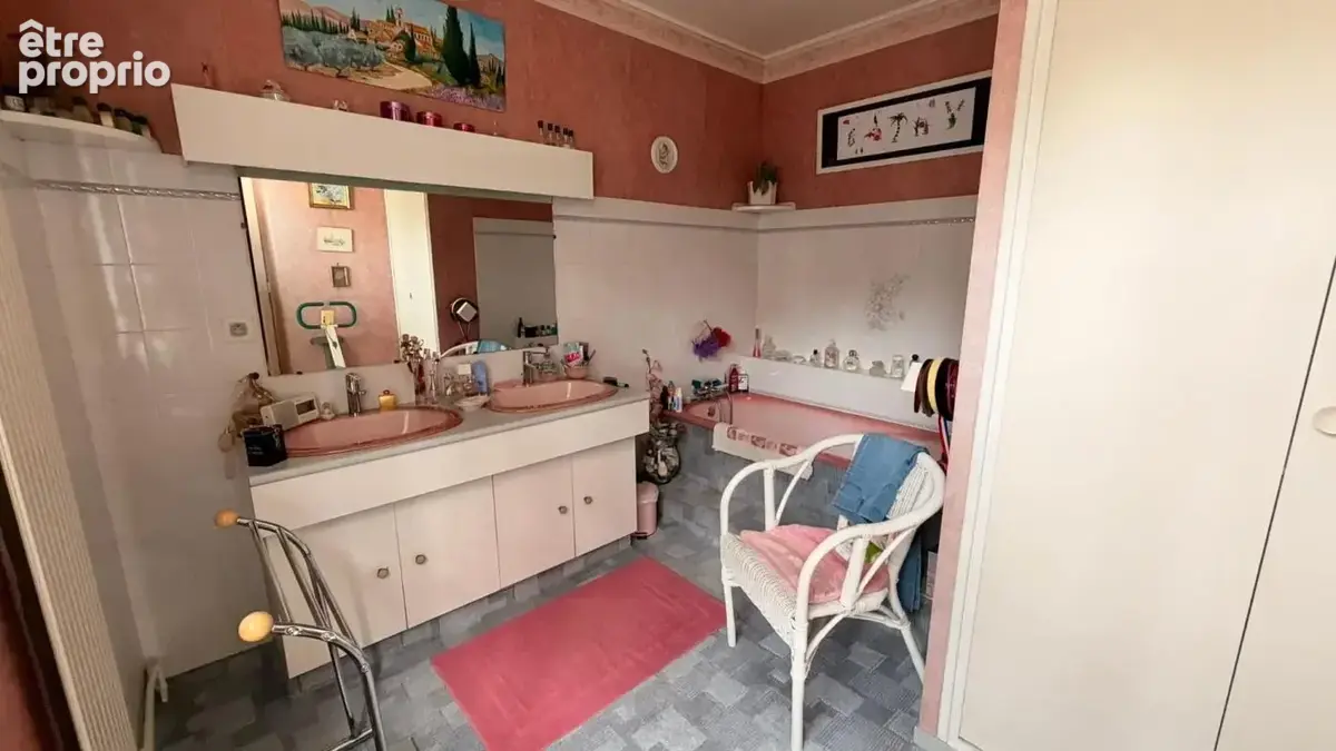 Emplacement de 1er choix pour cette maison de ville - photo 15