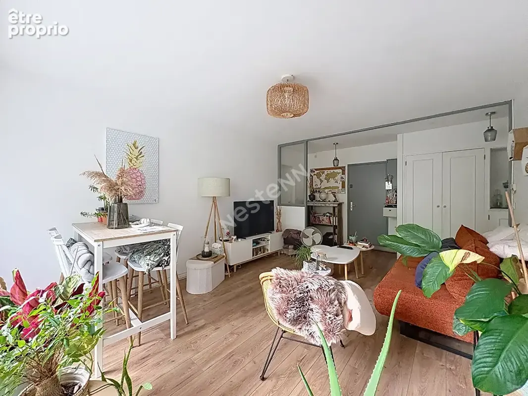 Appartement à REZE