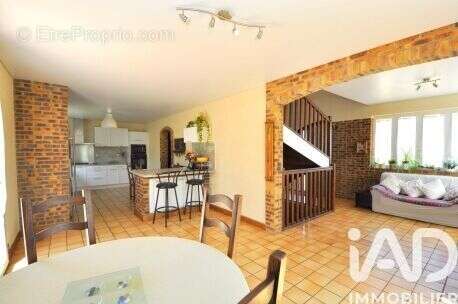 Photo 3 - Maison à SAINT-MAURICE-MONTCOURONNE