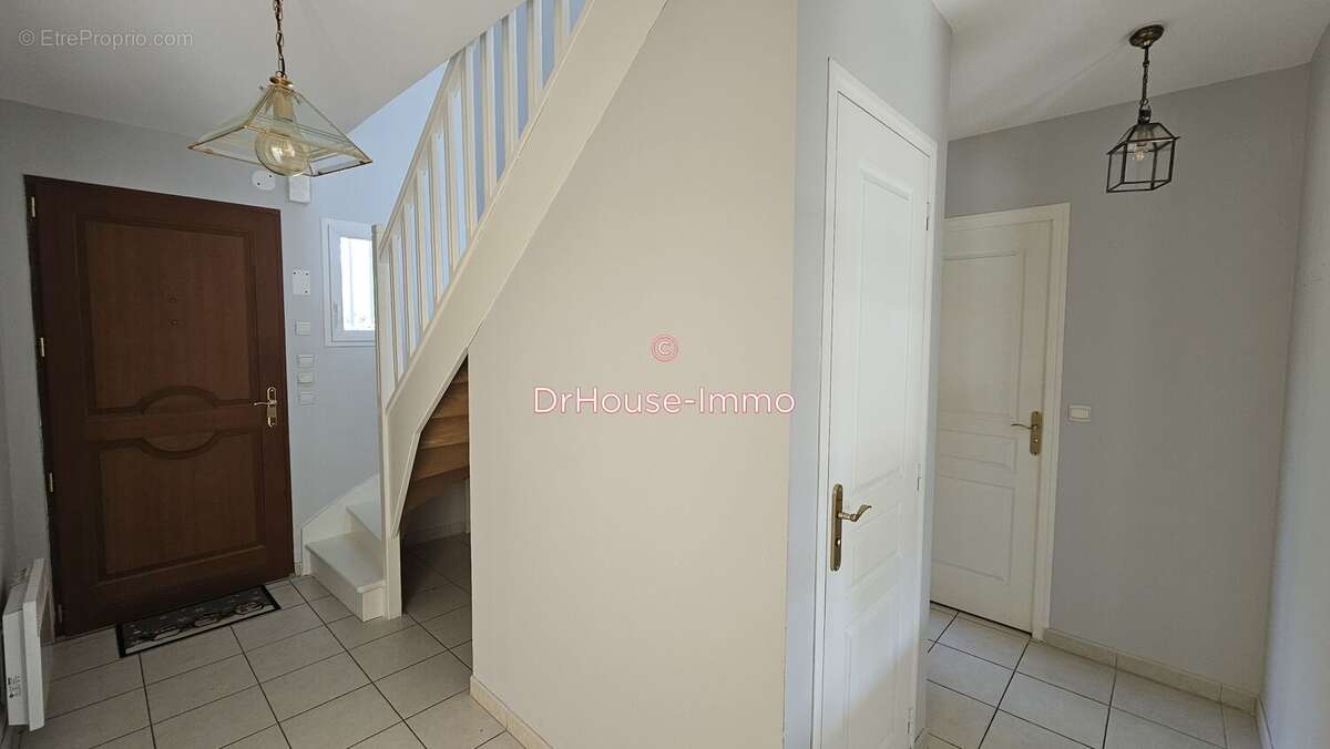 Maison à YVRE-L'EVEQUE