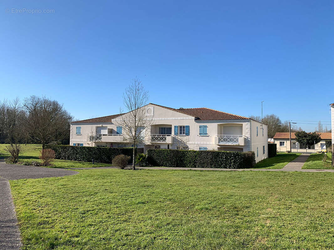 Appartement à TONNAY-CHARENTE