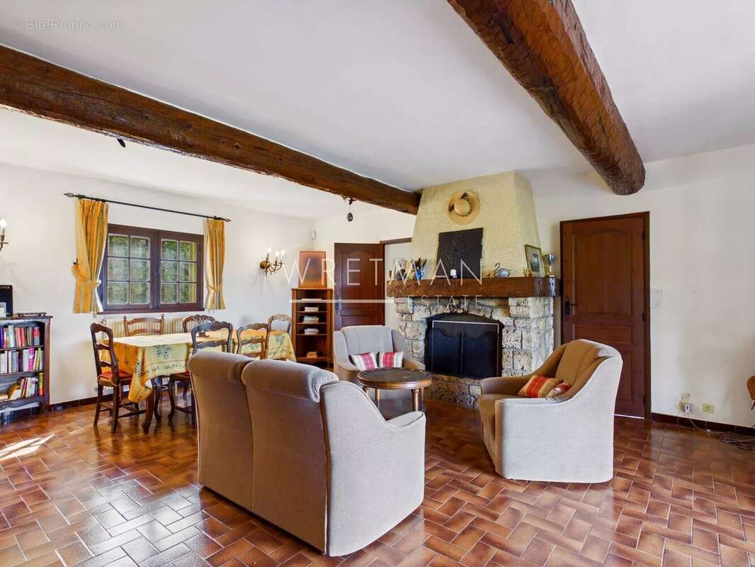 Maison à TOURTOUR