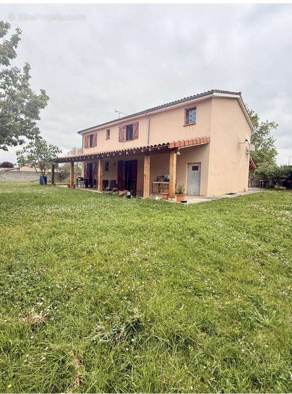 Maison 159 m² à Saint-Lys  - photo 7